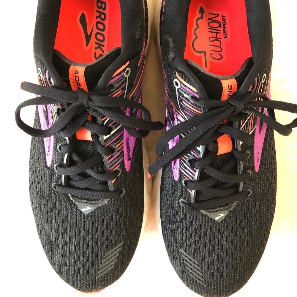 Brooks Women’s Adrenaline GTS 19